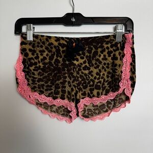 Leopard Print Lace-Trim Sleep Shorts - Pink Trim
